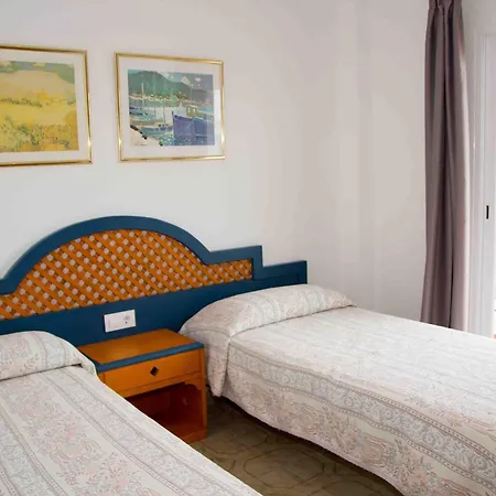 Apts. Charly's Hotel 5*